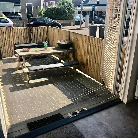 Feriehus Gluecklich Am 1 Mit Wellnesszugang Egmond aan Zee