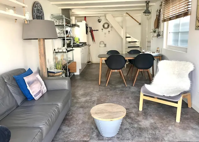 Gluecklich Am 1 Mit Wellnesszugang בית נופש