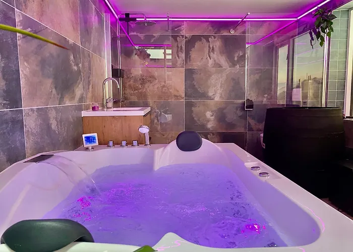 בית נופש Gluecklich Am 1 Mit Wellnesszugang *